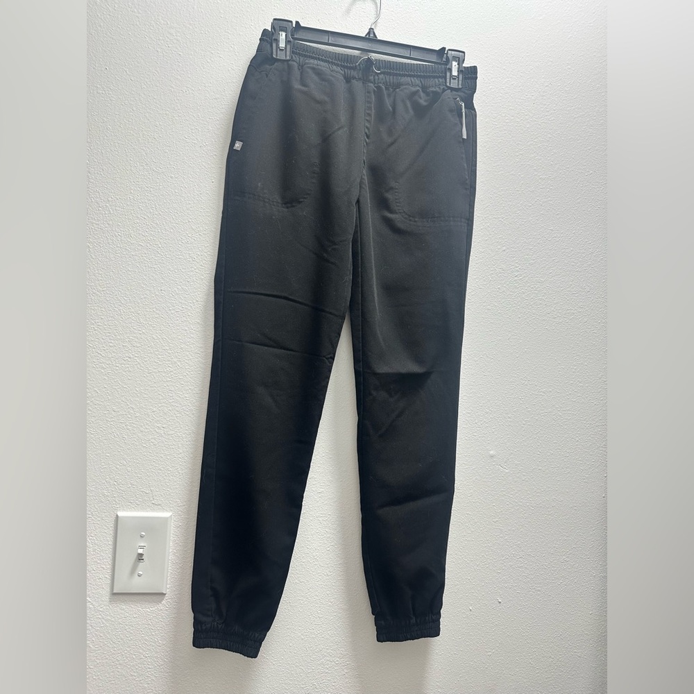 Figs black scrub pants
